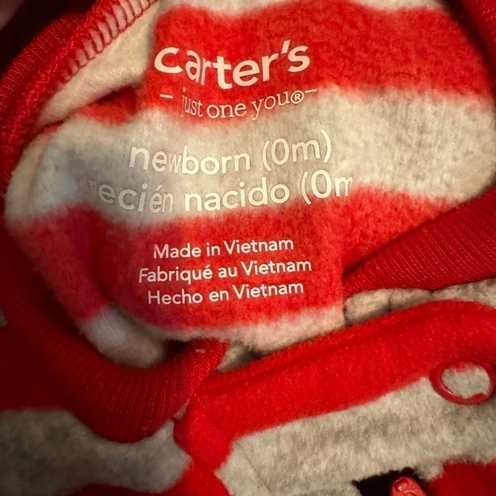 Carters newborn‎ winter holiday onesies 2 lot